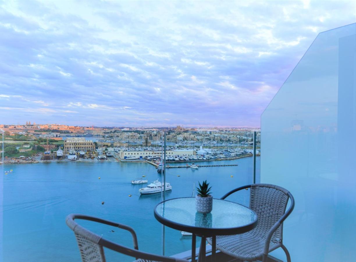 The Londoner Hotel Sliema Exterior photo