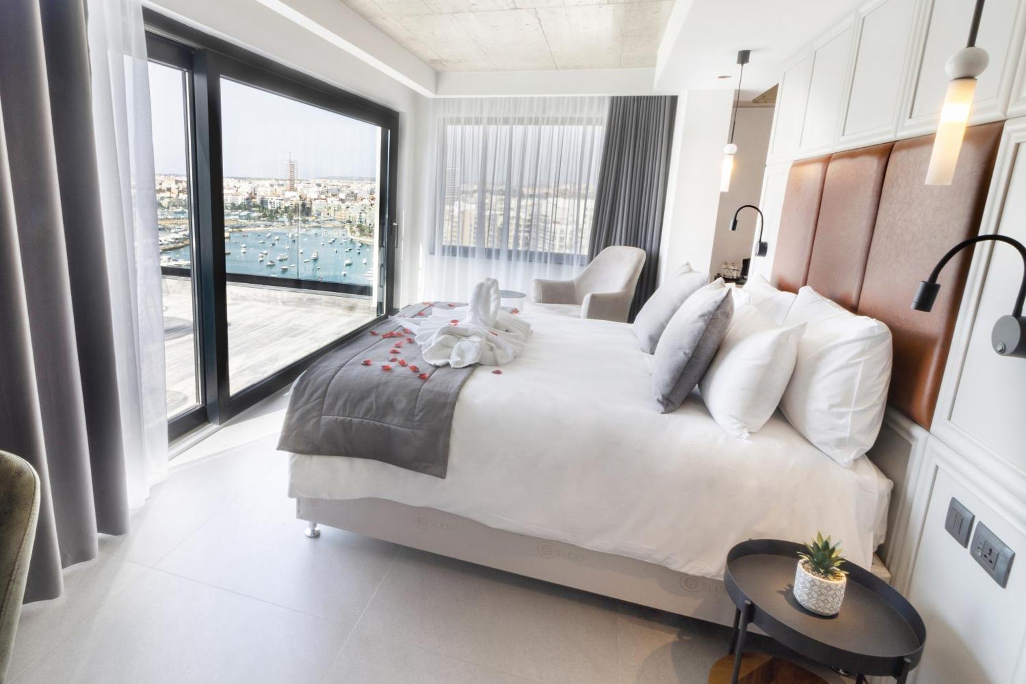 The Londoner Hotel Sliema Exterior photo